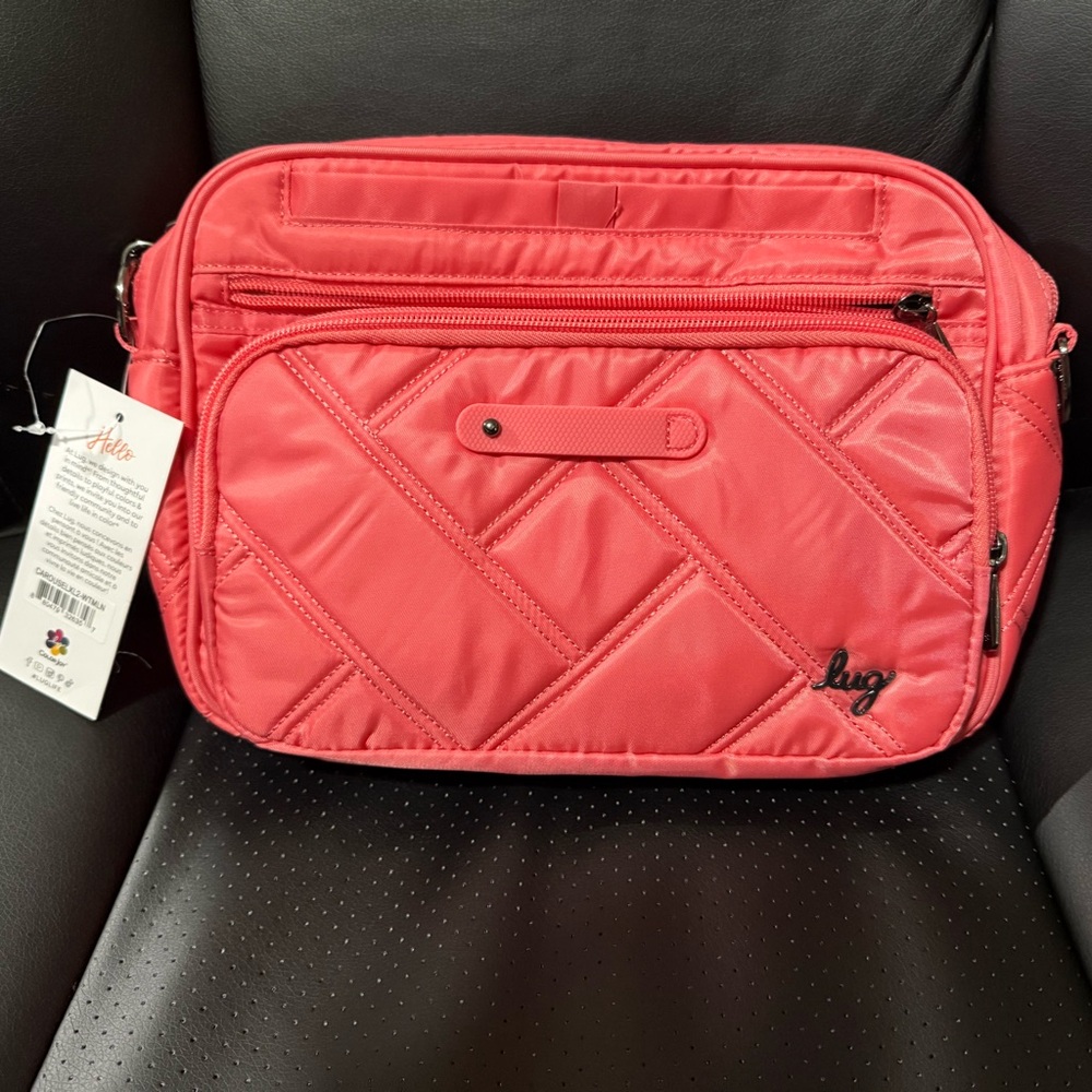 Lug Carousel XL NWT